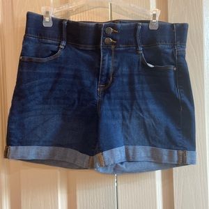Women's Apt. 9 Tummy Control Cuffed Midrise Jean Shorts